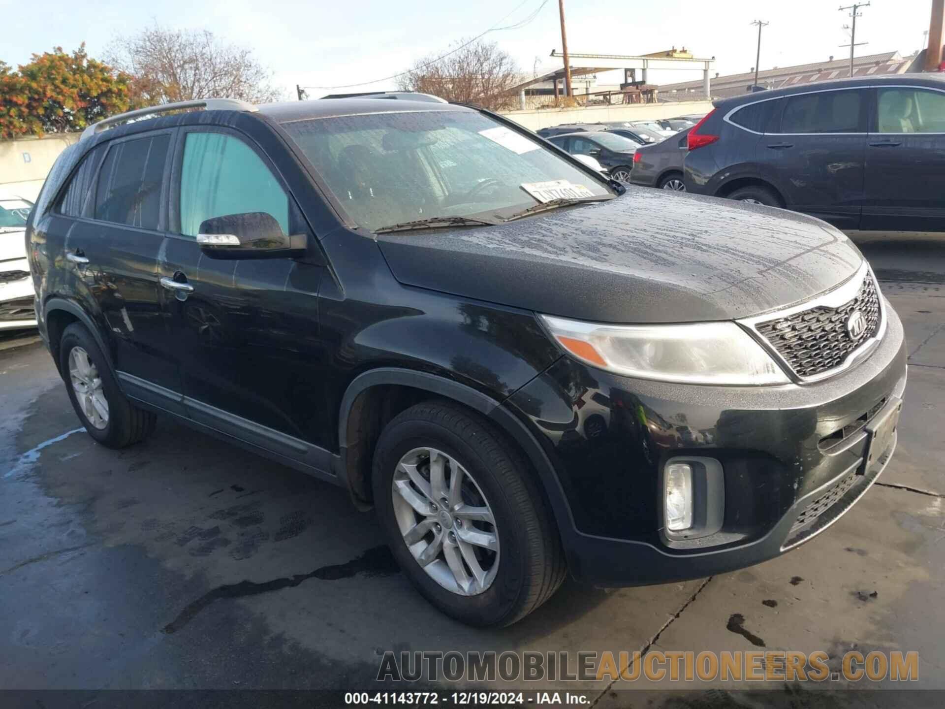 5XYKT4A68FG653639 KIA SORENTO 2015