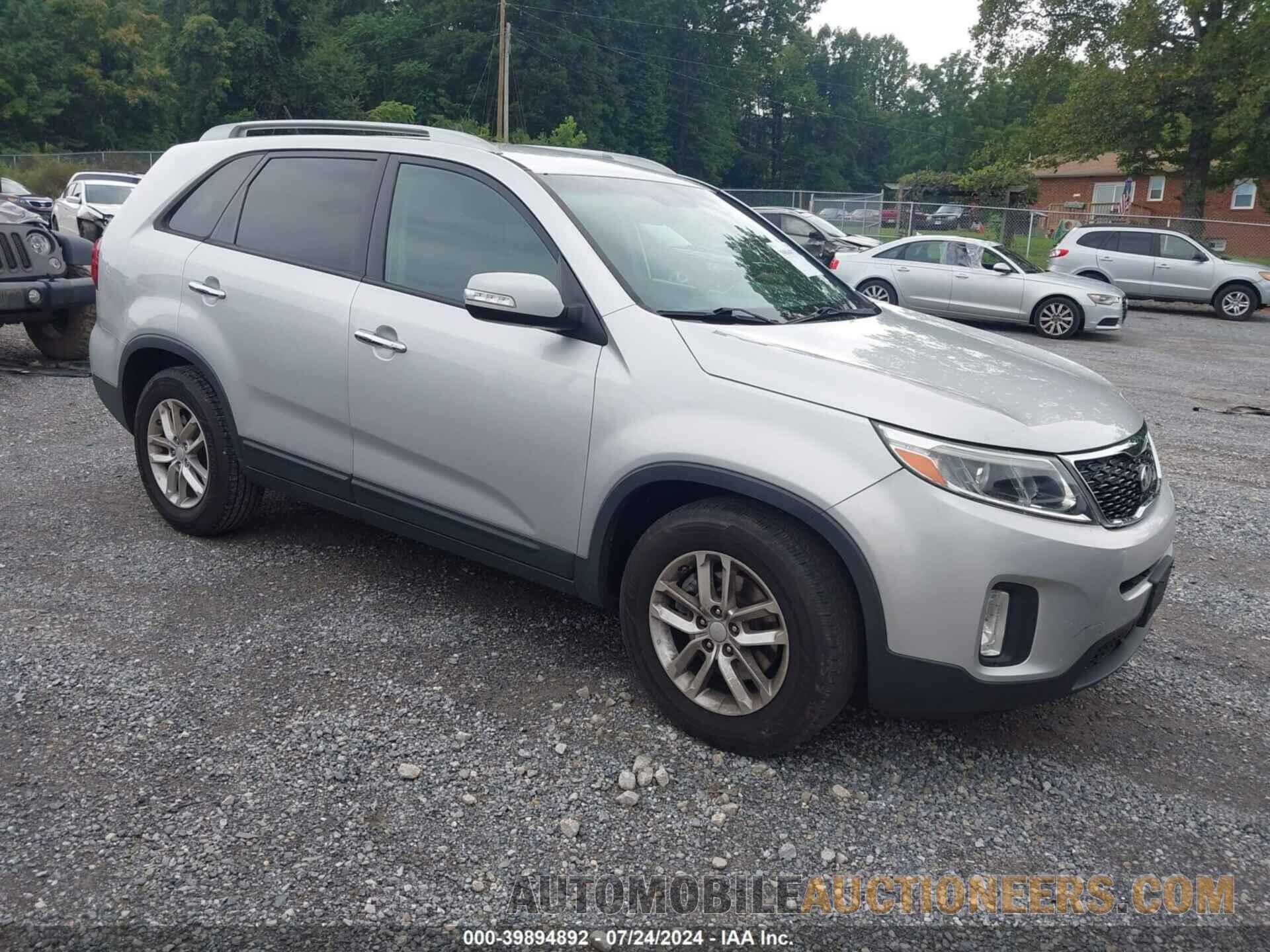 5XYKT4A6XFG639046 KIA SORENTO 2015