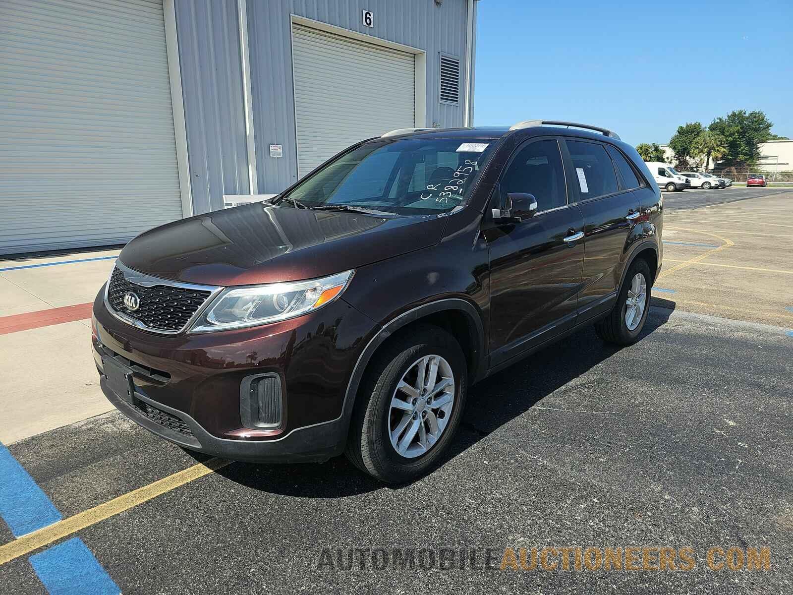 5XYKT4A70FG649397 Kia Sorento 2015