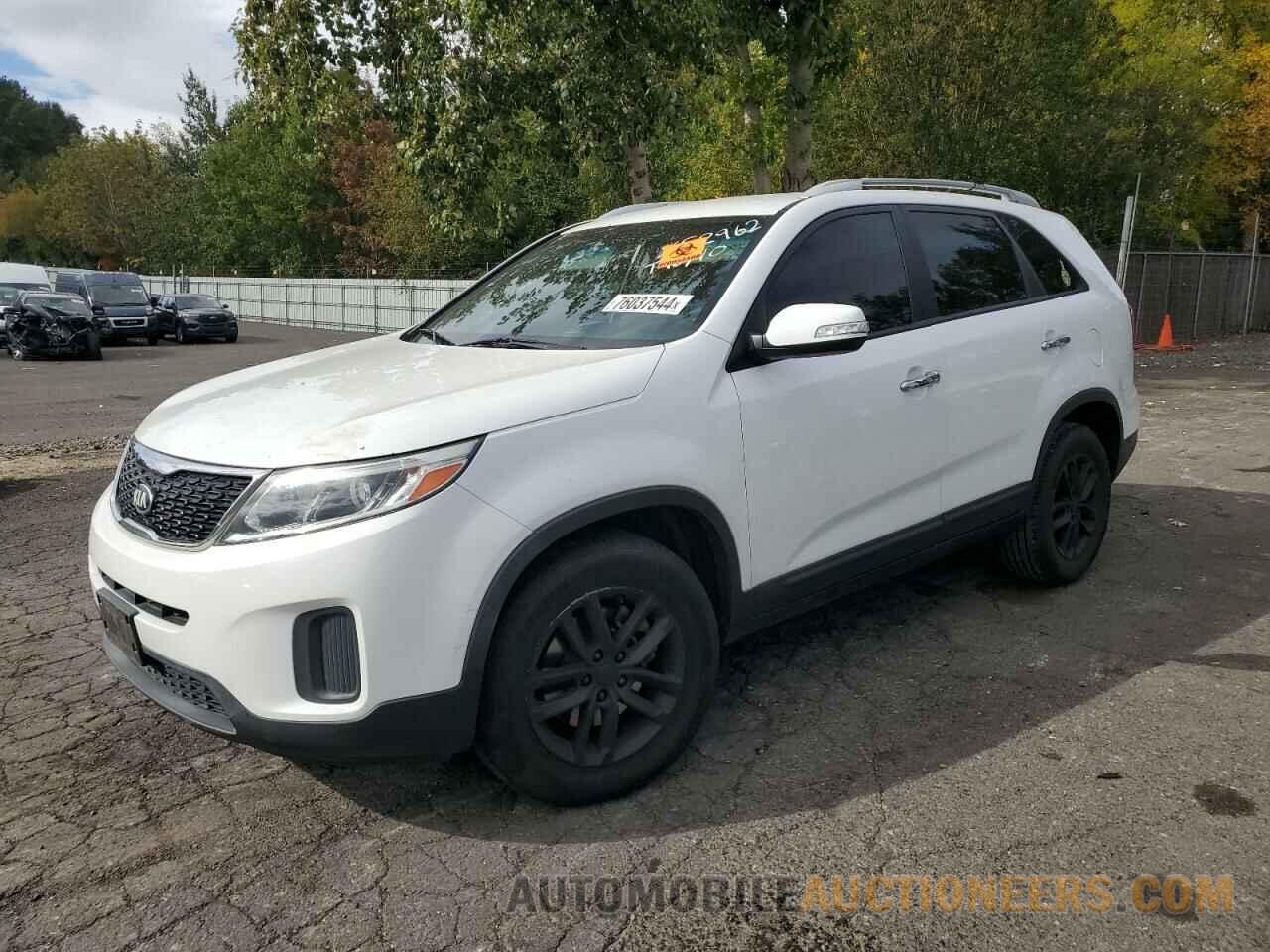 5XYKT4A71FG631748 KIA SORENTO 2015