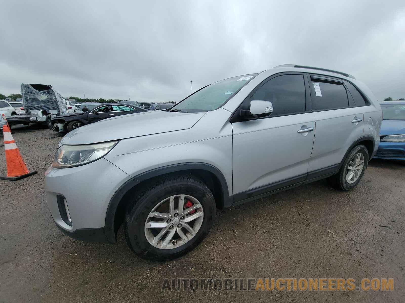 5XYKT4A72FG621231 Kia Sorento 2015