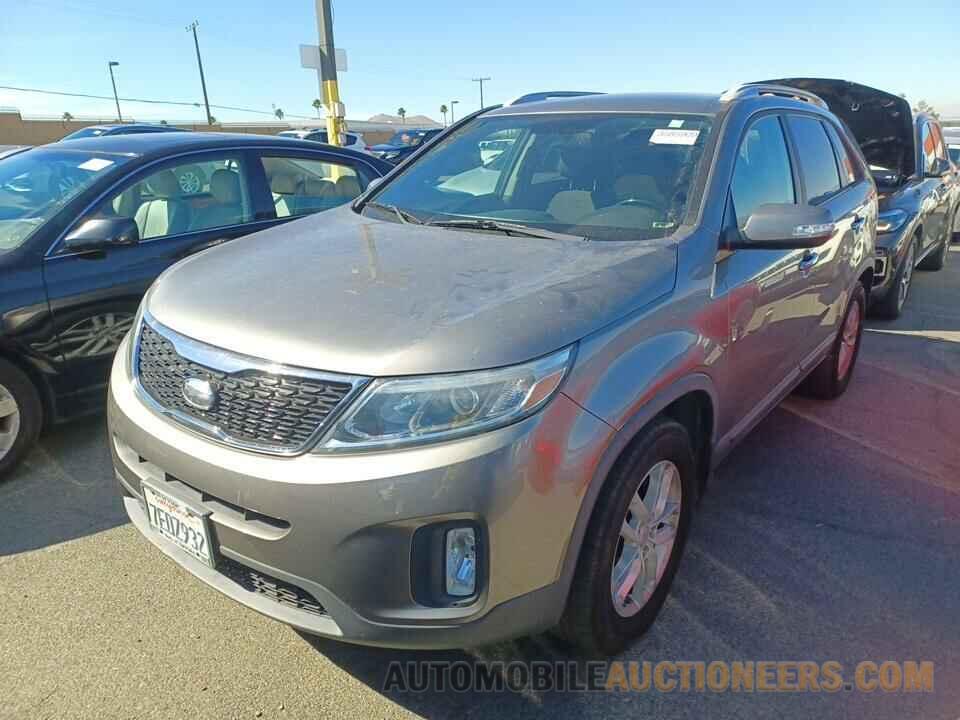 5XYKT4A75FG554284 Kia Sorento 2015