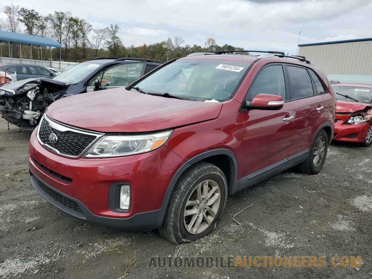 5XYKT4A77FG564234 KIA SORENTO 2015