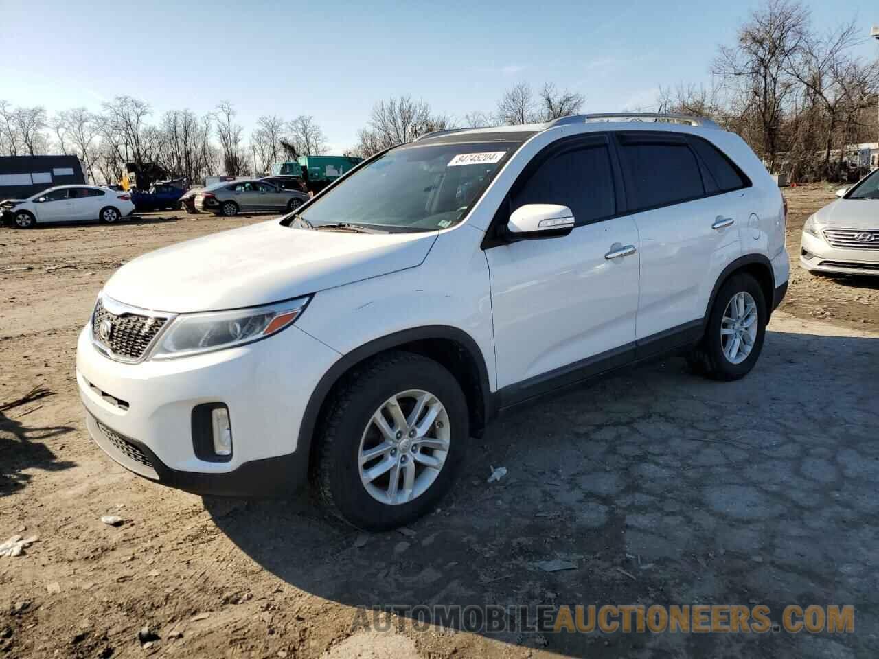 5XYKT4A77FG567439 KIA SORENTO 2015