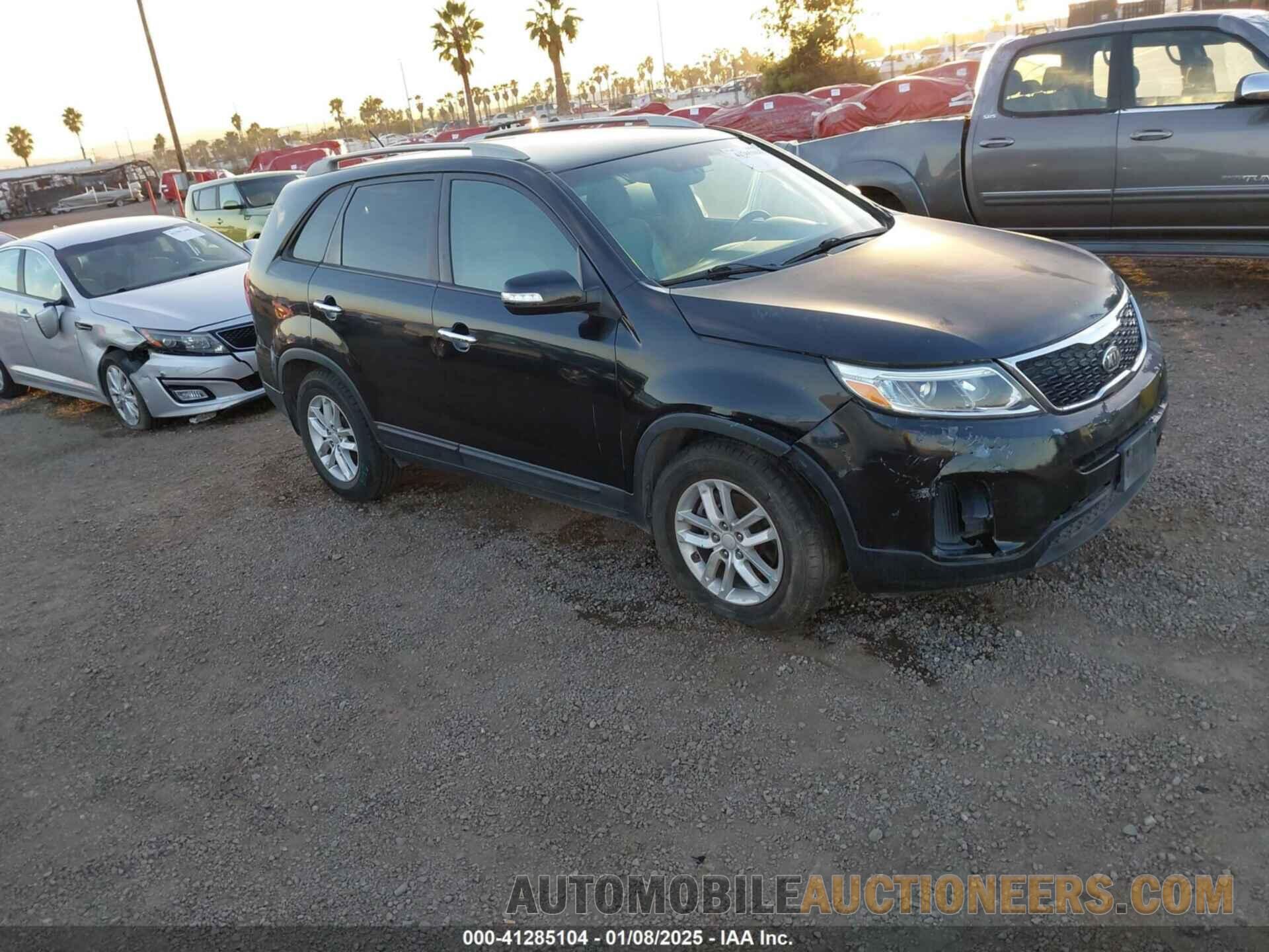 5XYKT4A78FG609729 KIA SORENTO 2015