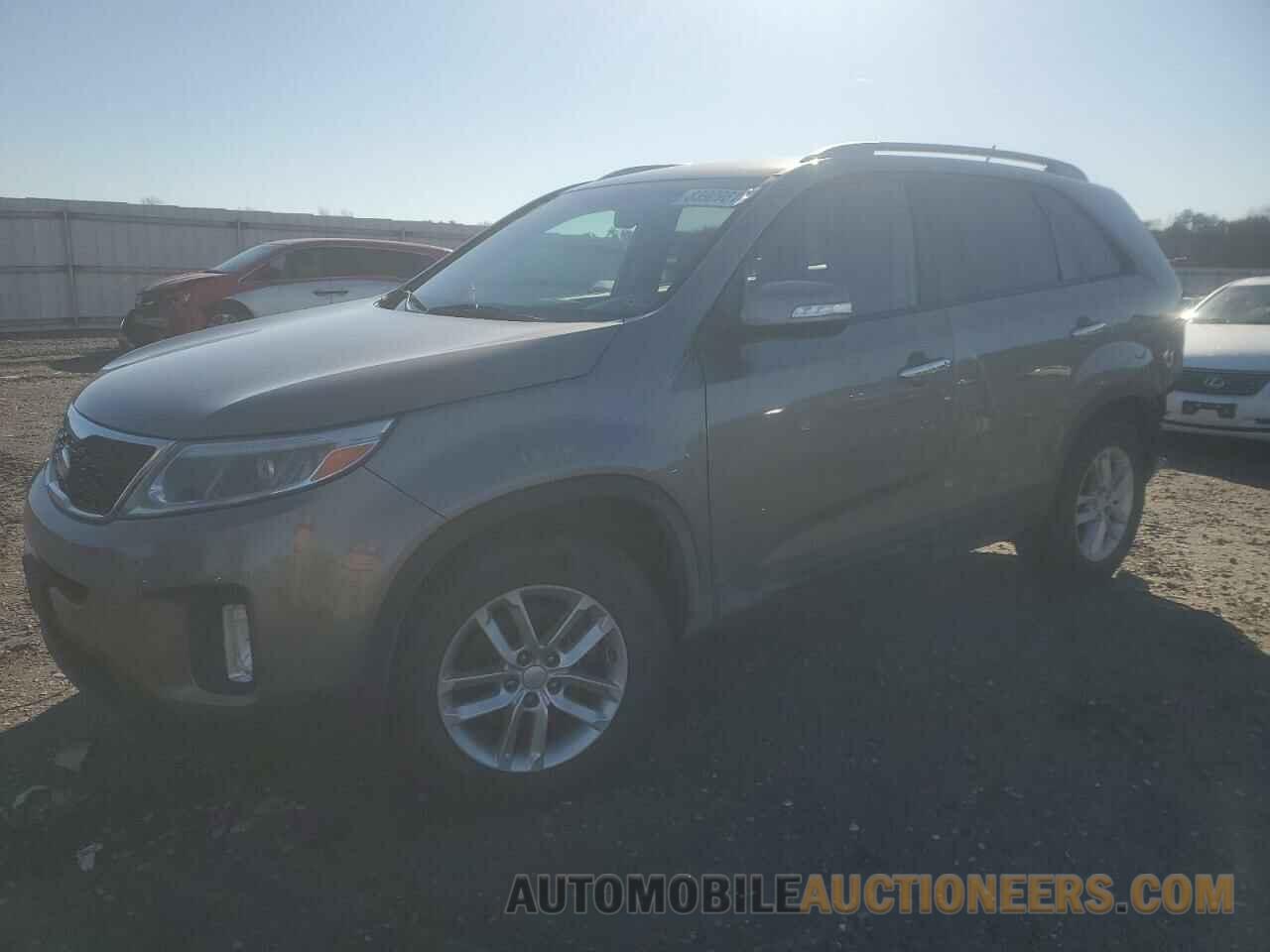 5XYKT4A7XFG586941 KIA SORENTO 2015