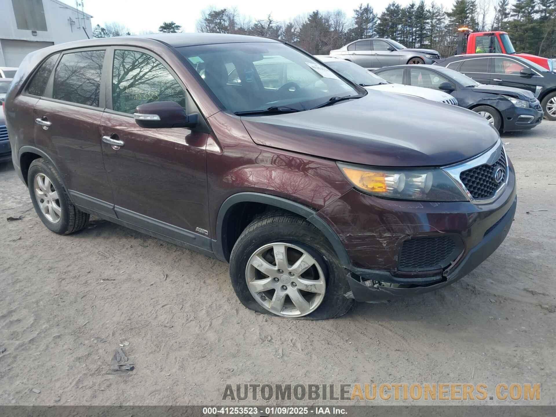 5XYKTCA18BG013276 KIA SORENTO 2011