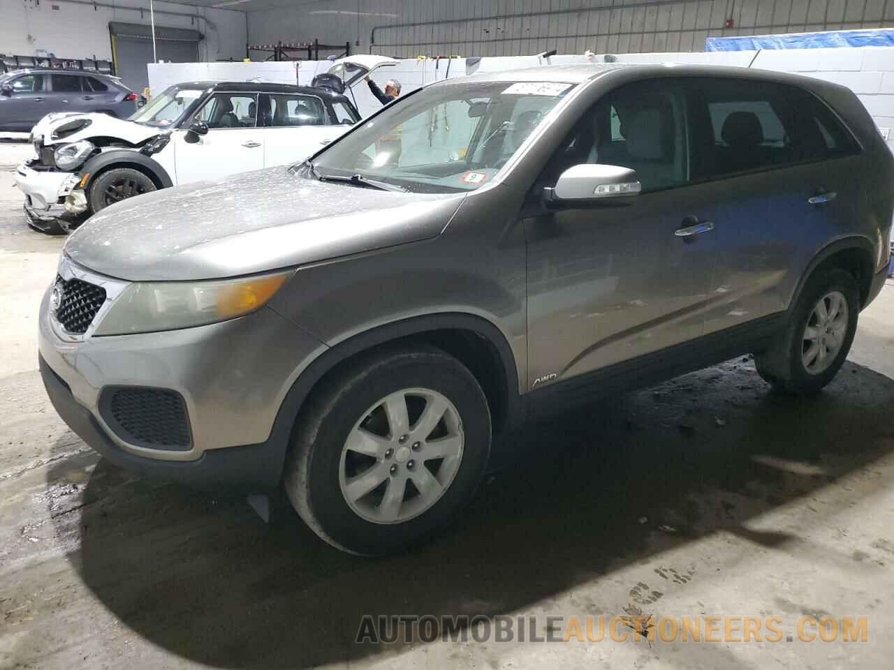 5XYKTCA18BG015920 KIA SORENTO 2011