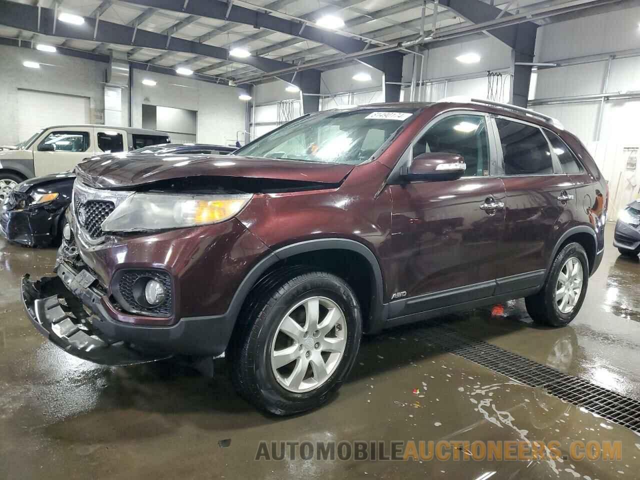 5XYKTCA18BG141856 KIA SORENTO 2011