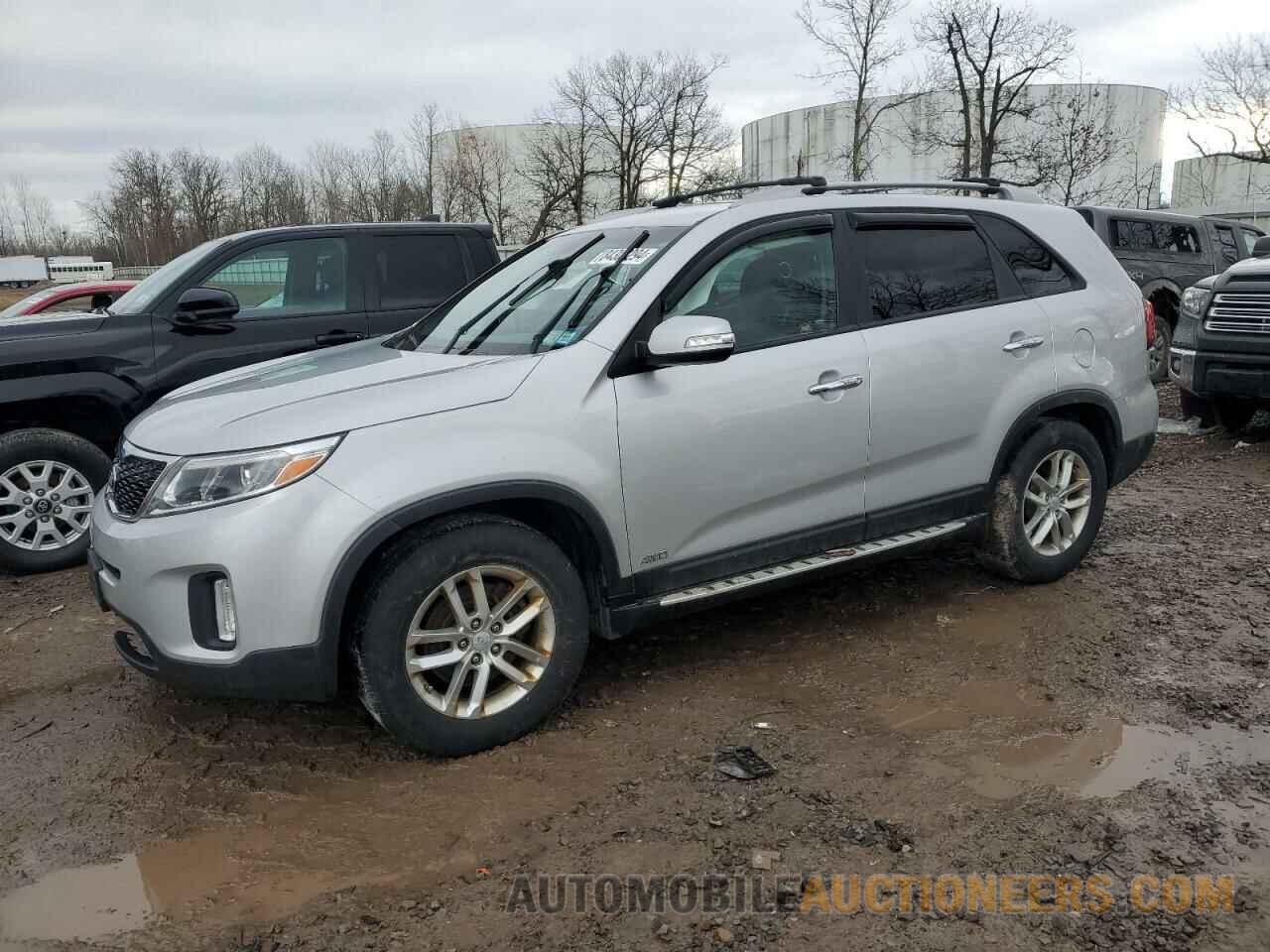 5XYKTCA61FG605068 KIA SORENTO 2015