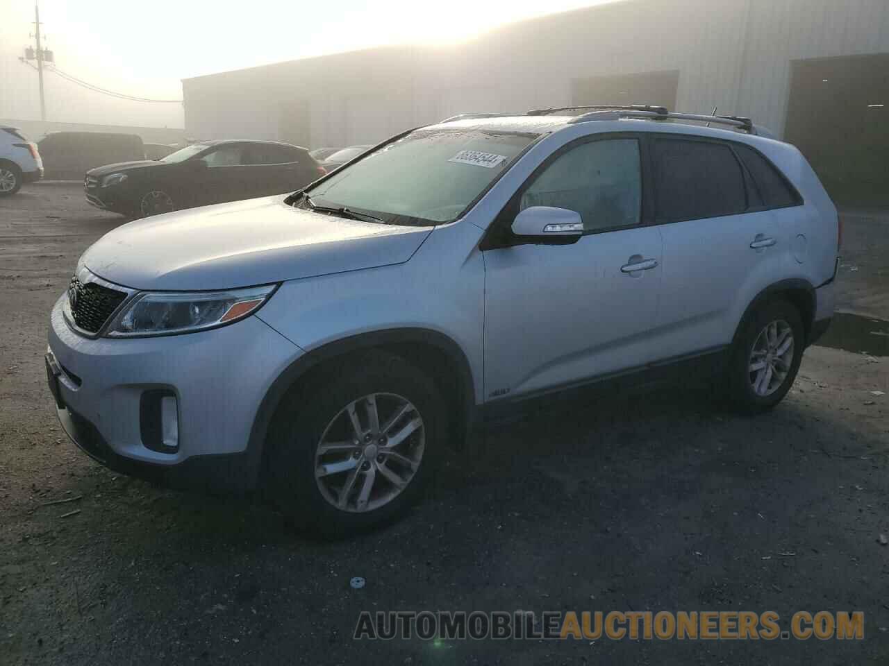 5XYKTCA61FG605085 KIA SORENTO 2015