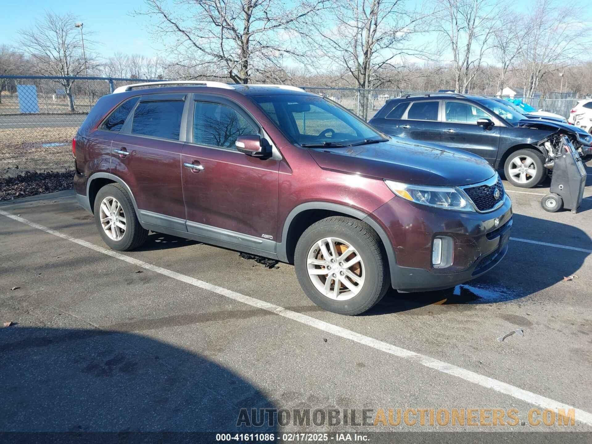 5XYKTCA61FG613218 KIA SORENTO 2015