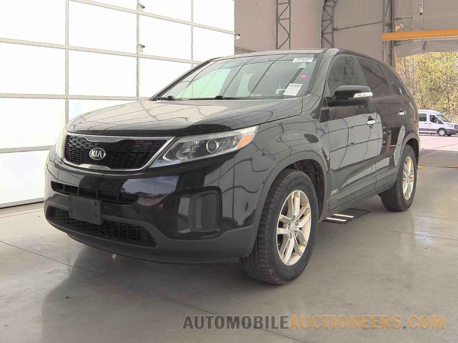 5XYKTCA61FG639723 Kia Sorento 2015