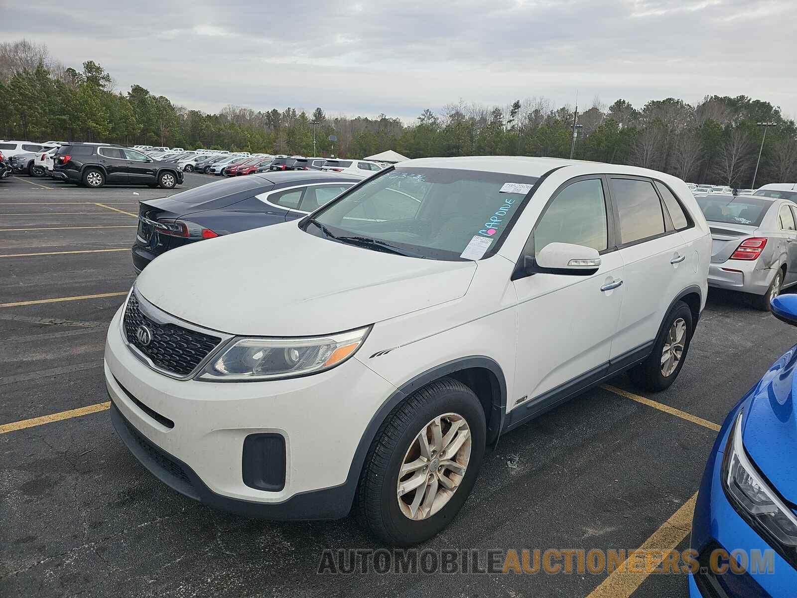 5XYKTCA64FG563236 Kia Sorento 2015