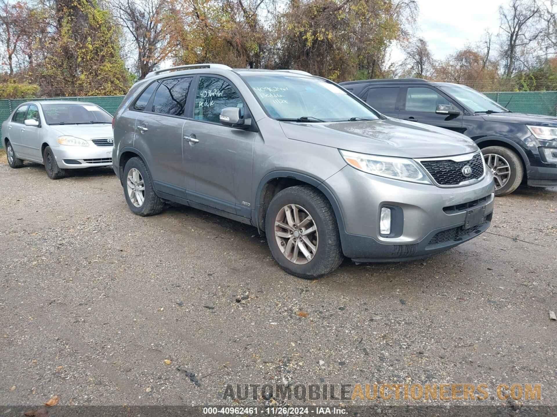 5XYKTCA67FG654713 KIA SORENTO 2015