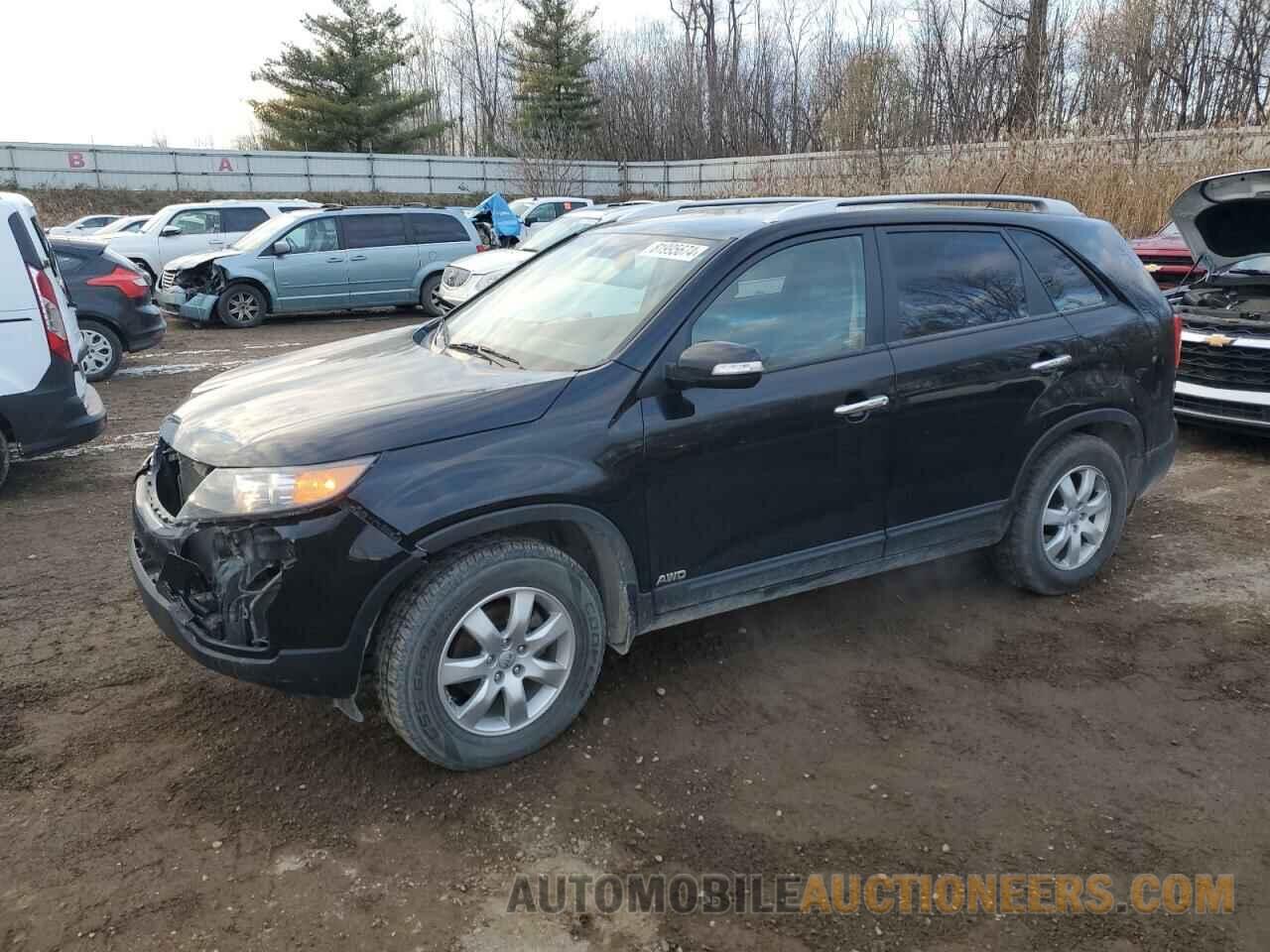 5XYKTCA6XDG310936 KIA SORENTO 2013