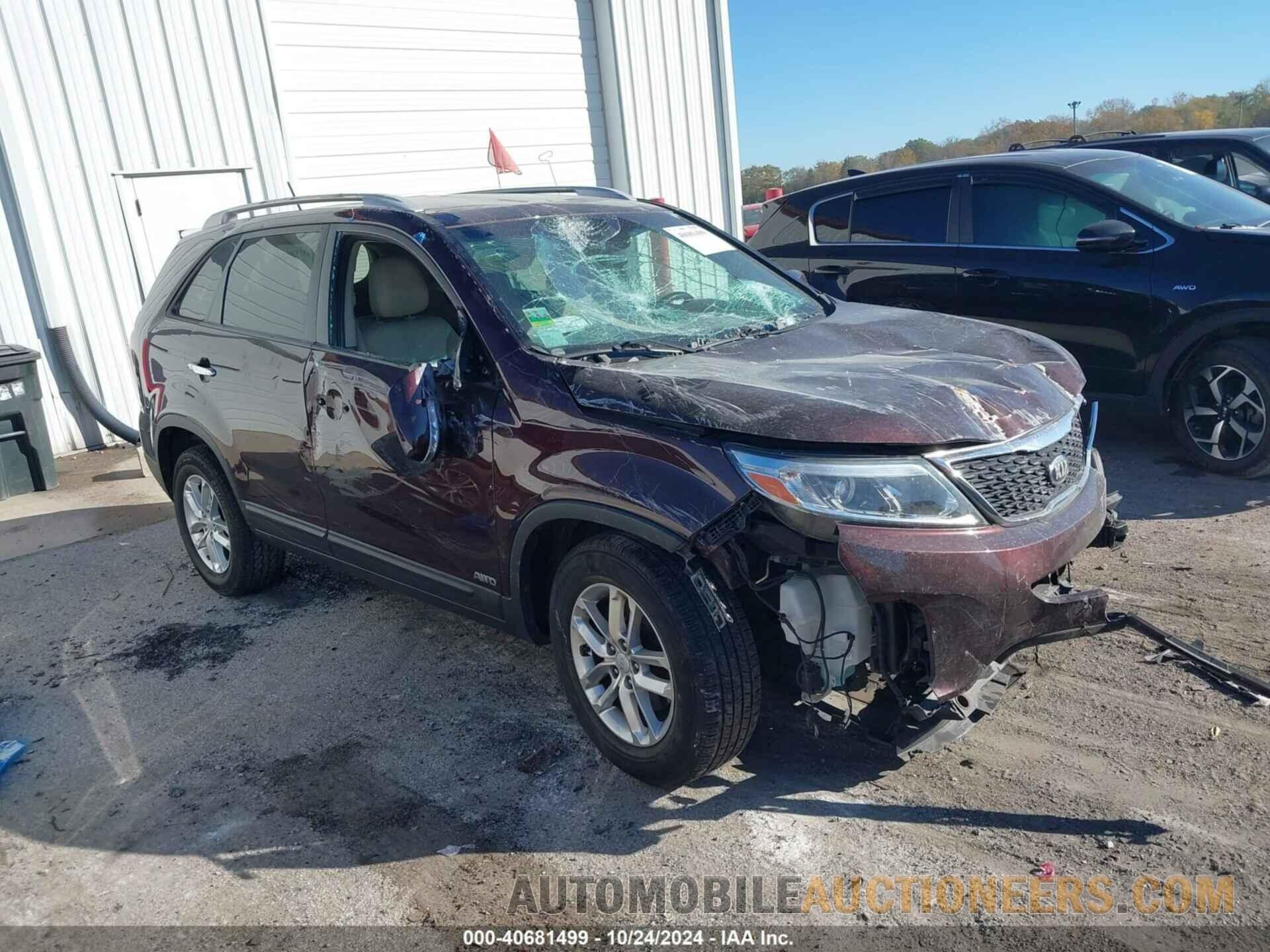 5XYKTCA6XFG617493 KIA SORENTO 2015