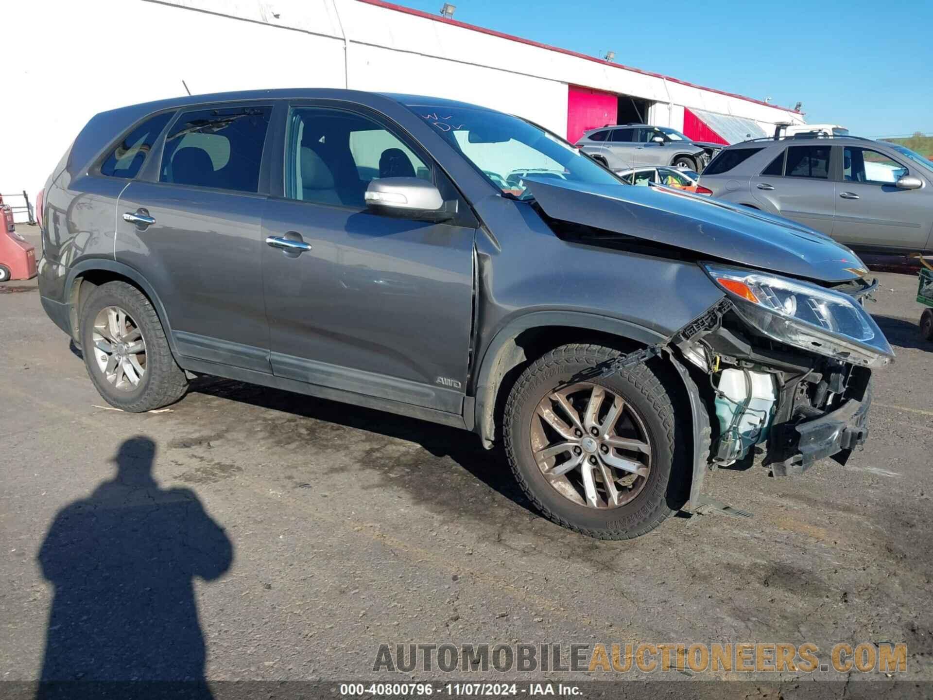 5XYKTCA6XFG643186 KIA SORENTO 2015