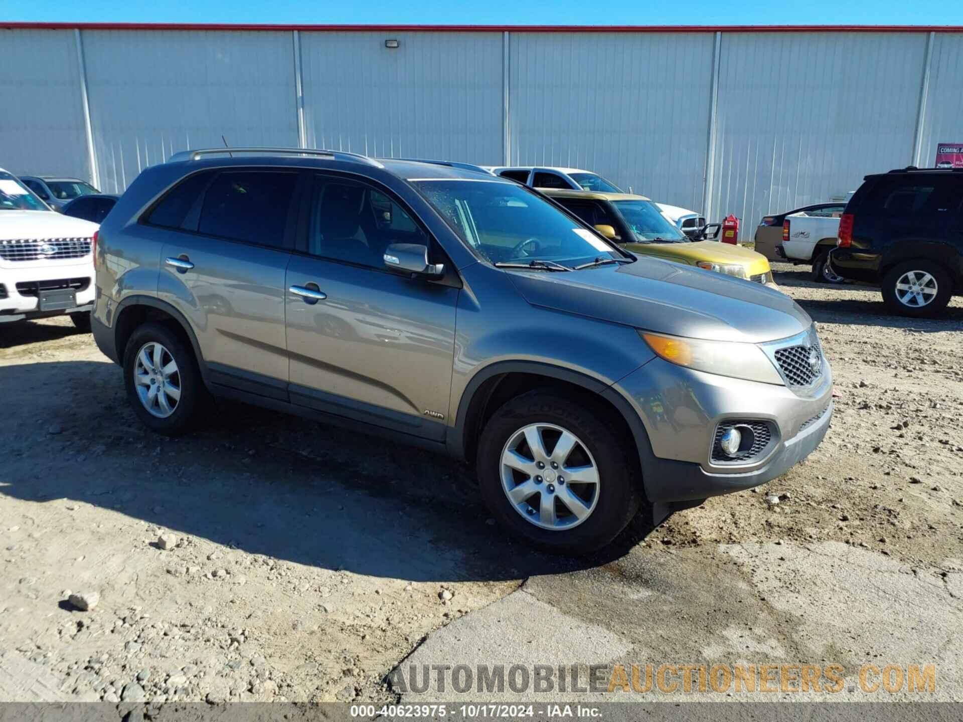 5XYKTDA11BG061580 KIA SORENTO 2011