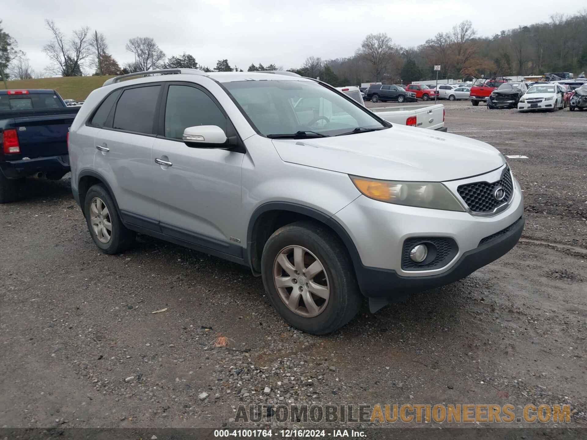 5XYKTDA14BG042716 KIA SORENTO 2011