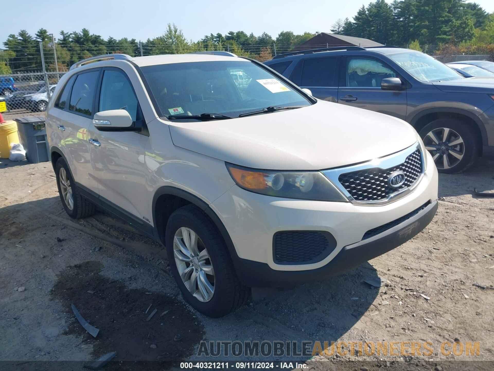 5XYKTDA21BG114853 KIA SORENTO 2011