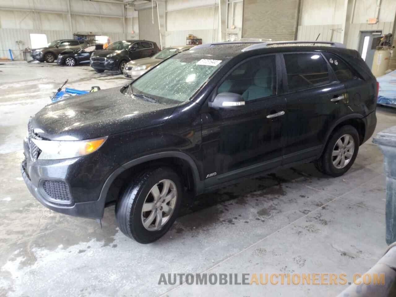 5XYKTDA21BG138991 KIA SORENTO 2011