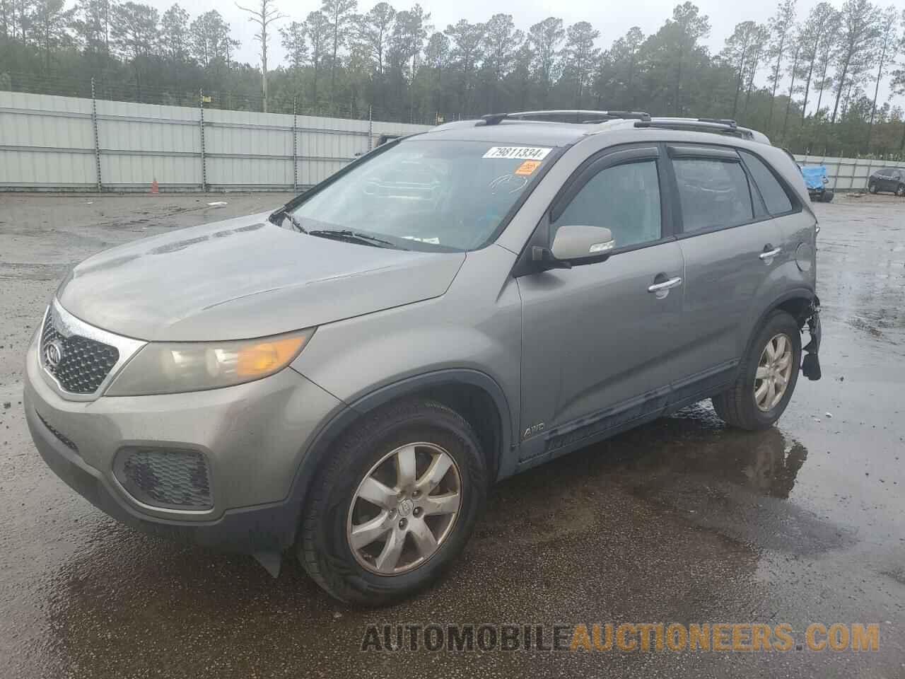 5XYKTDA25BG123233 KIA SORENTO 2011