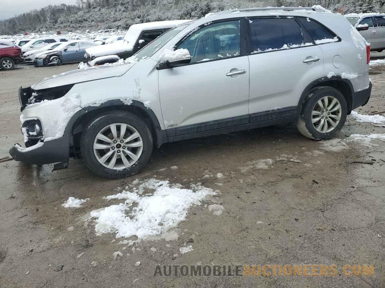 5XYKTDA25BG148164 KIA SORENTO 2011