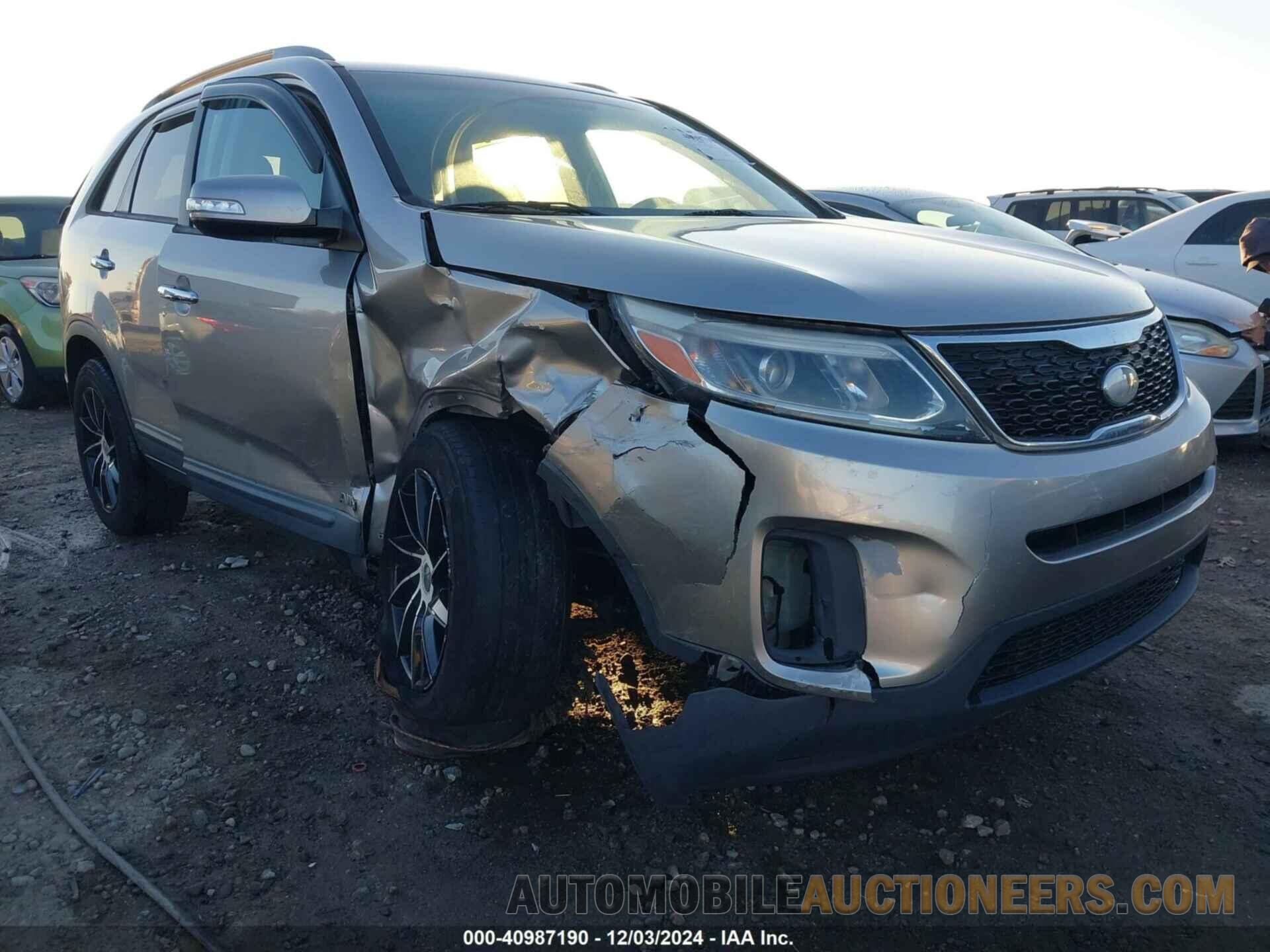 5XYKTDA64FG557068 KIA SORENTO 2015