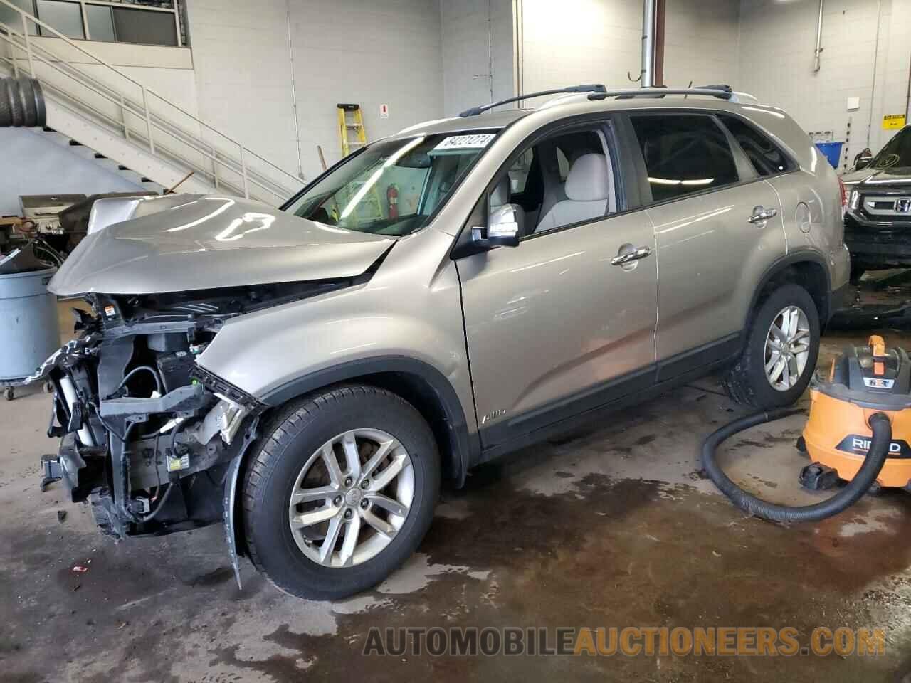 5XYKTDA72EG498416 KIA SORENTO 2014