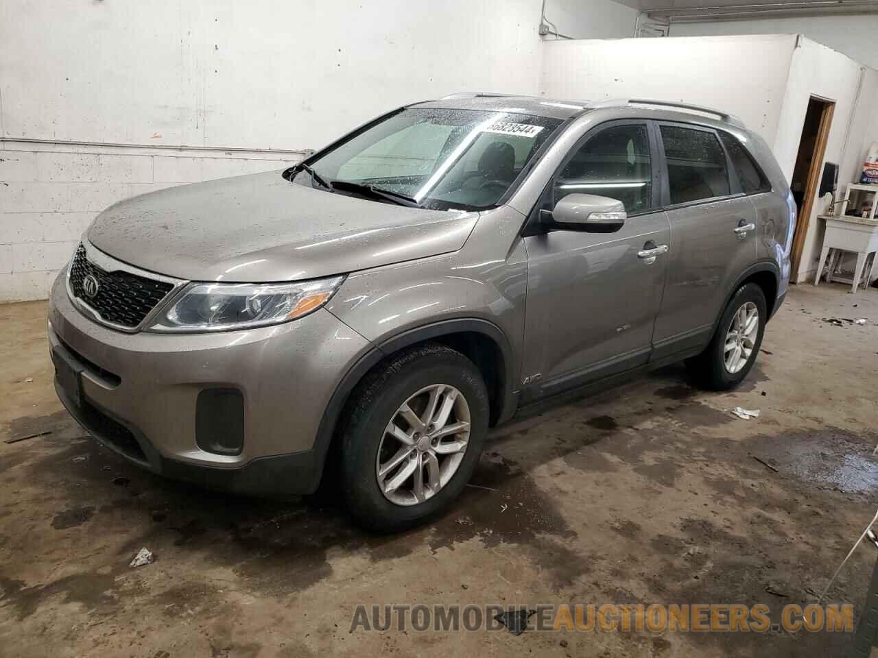 5XYKTDA72FG627398 KIA SORENTO 2015