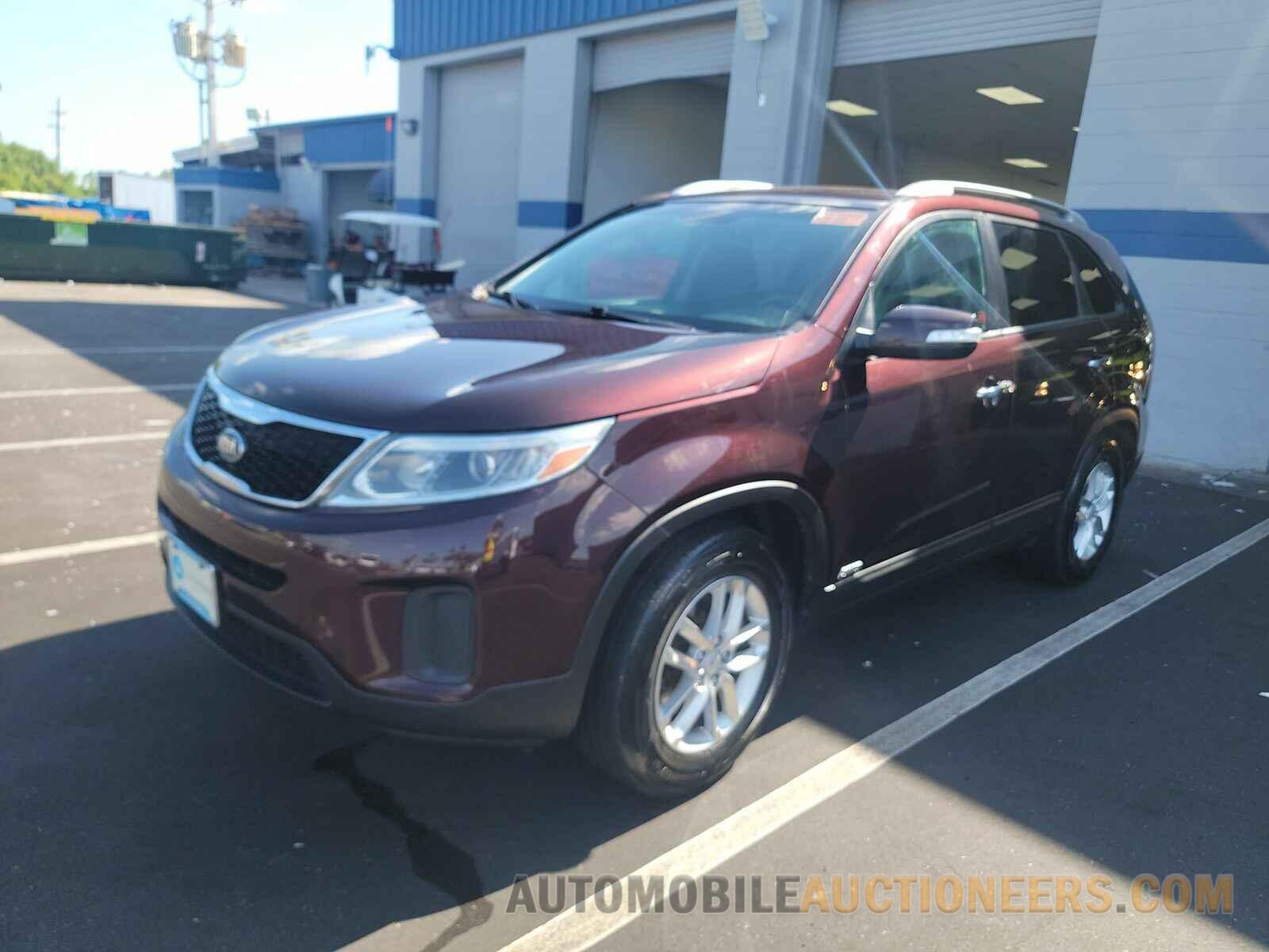 5XYKTDA74FG657762 Kia Sorento 2015