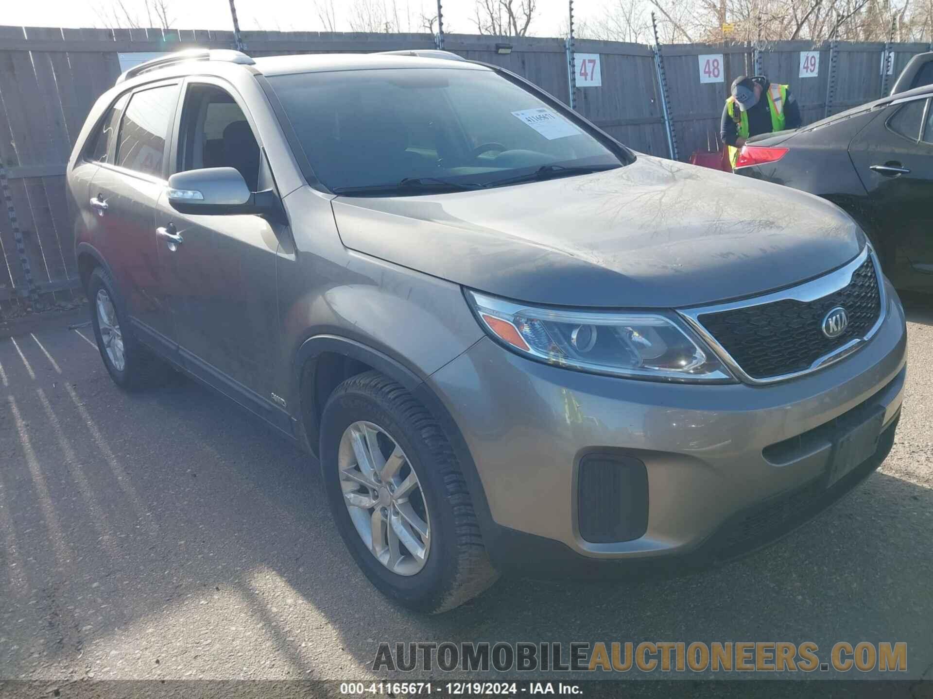 5XYKTDA75FG605380 KIA SORENTO 2015