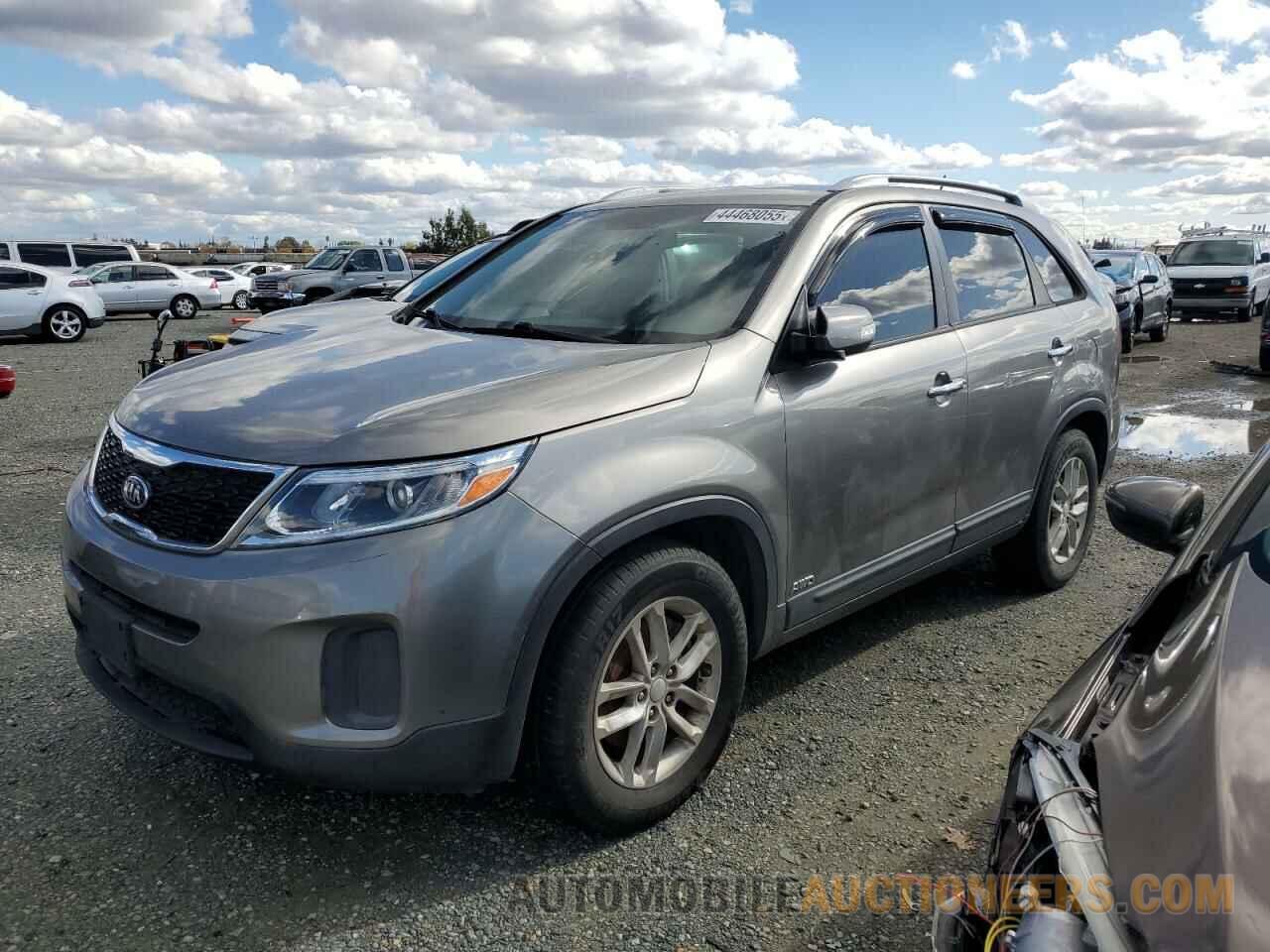 5XYKTDA77FG597086 KIA SORENTO 2015