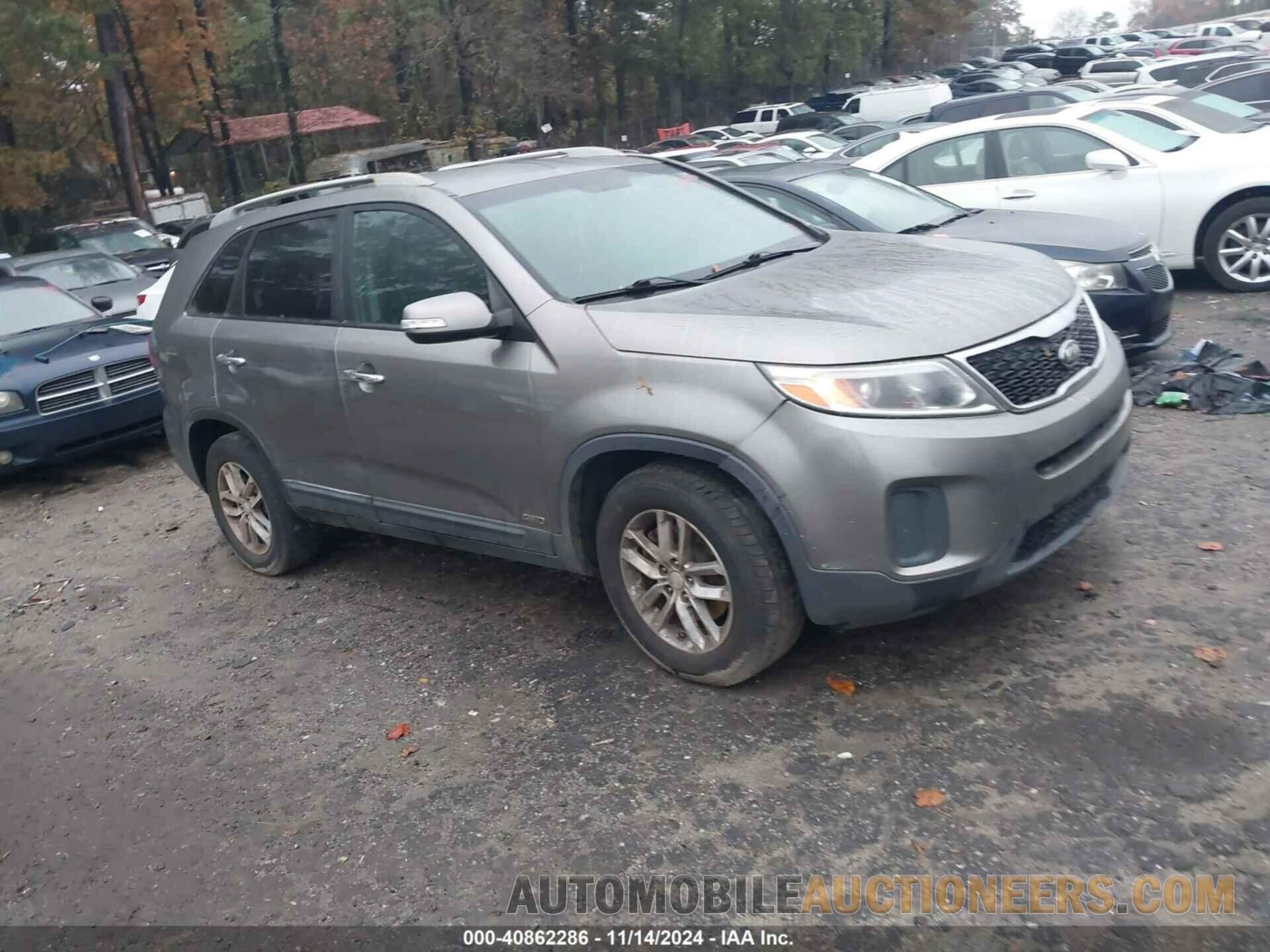 5XYKTDA79FG607987 KIA SORENTO 2015