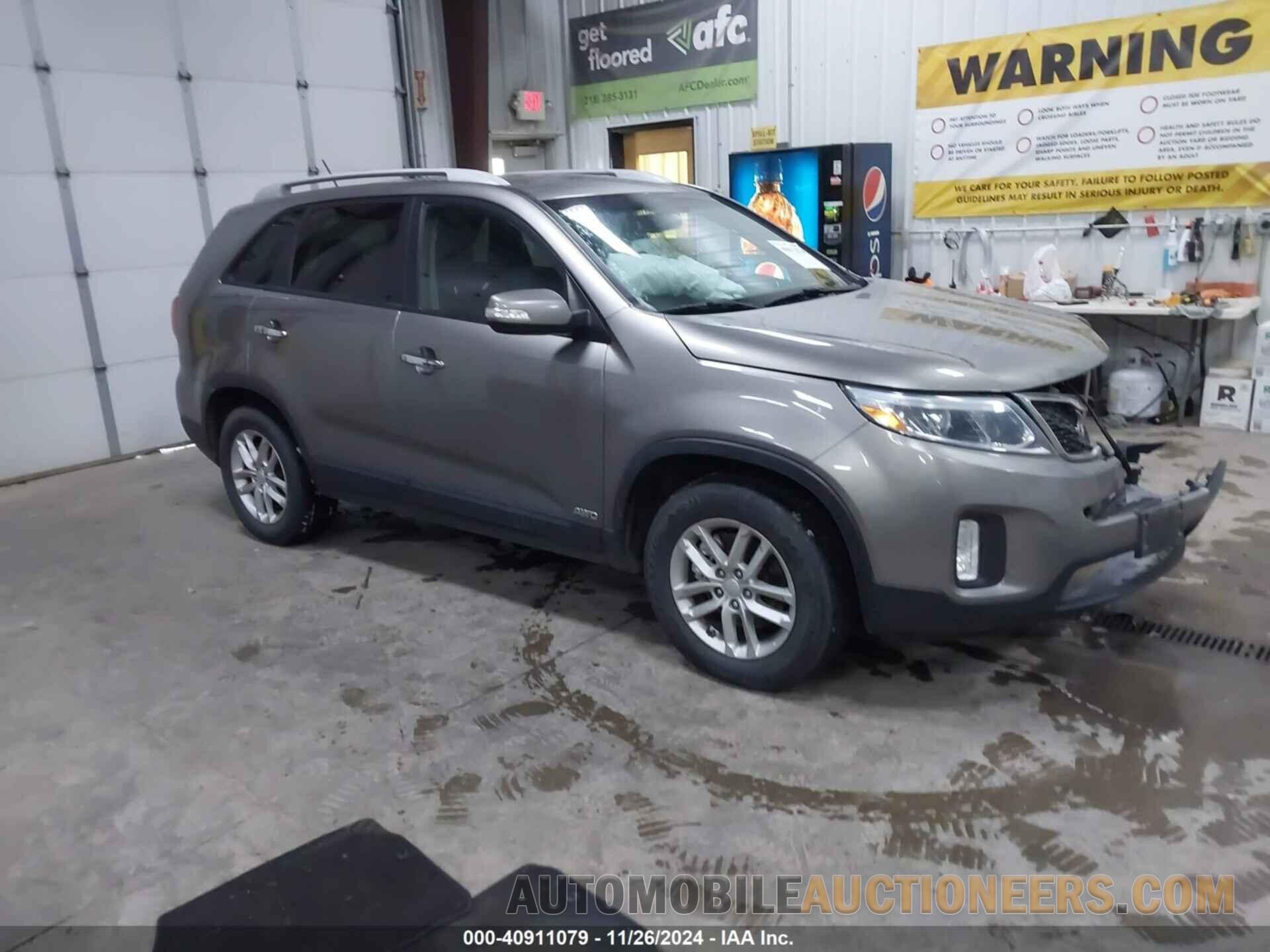 5XYKTDA7XFG609781 KIA SORENTO 2015