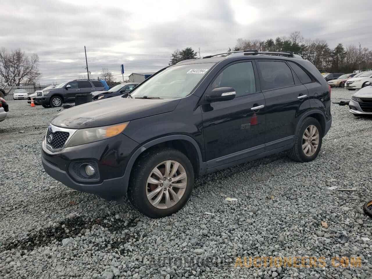 5XYKU3A14BG003888 KIA SORENTO 2011