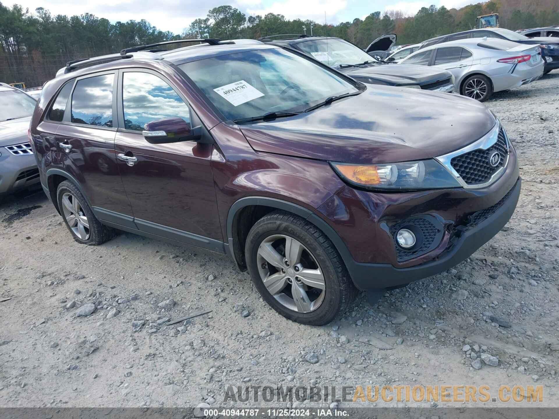 5XYKU3A60CG264030 KIA SORENTO 2012