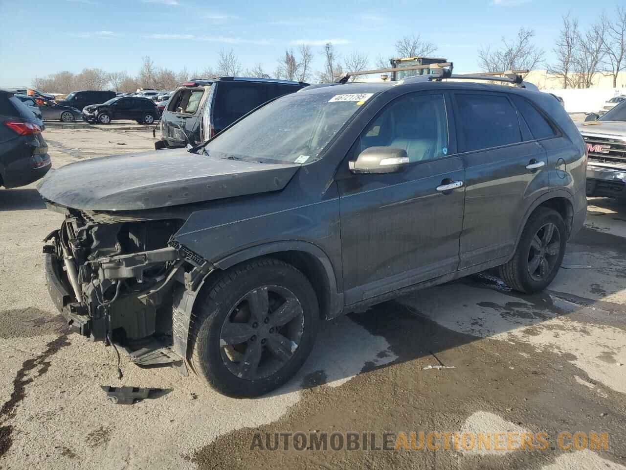 5XYKU3A61DG327833 KIA SORENTO 2013