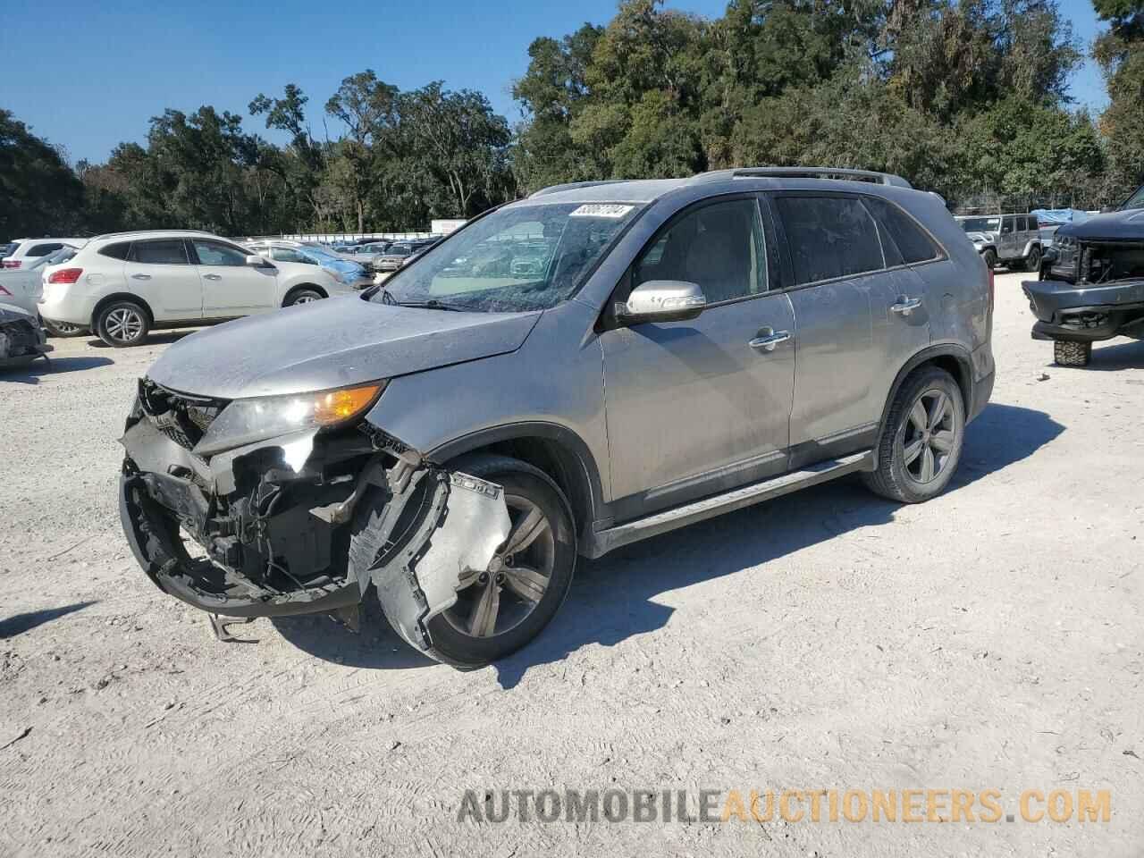 5XYKU3A69DG373166 KIA SORENTO 2013