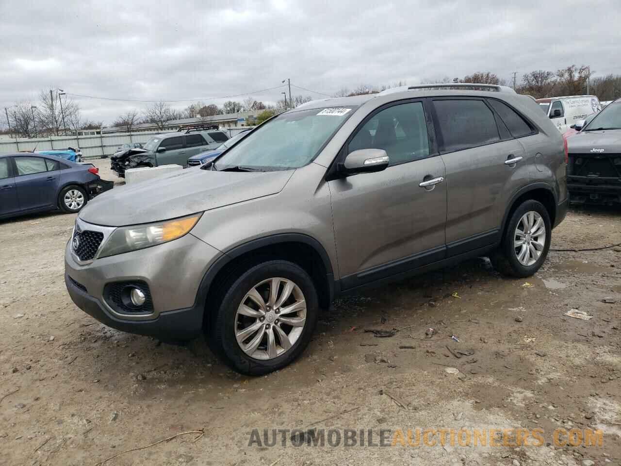 5XYKU4A16BG025977 KIA SORENTO 2011