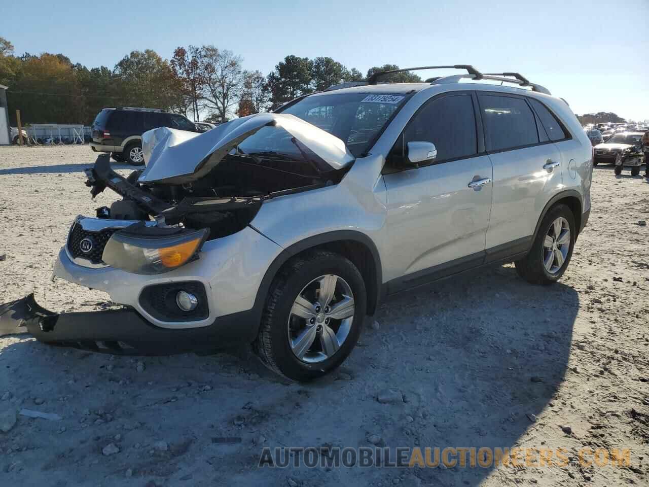 5XYKU4A21DG351326 KIA SORENTO 2013