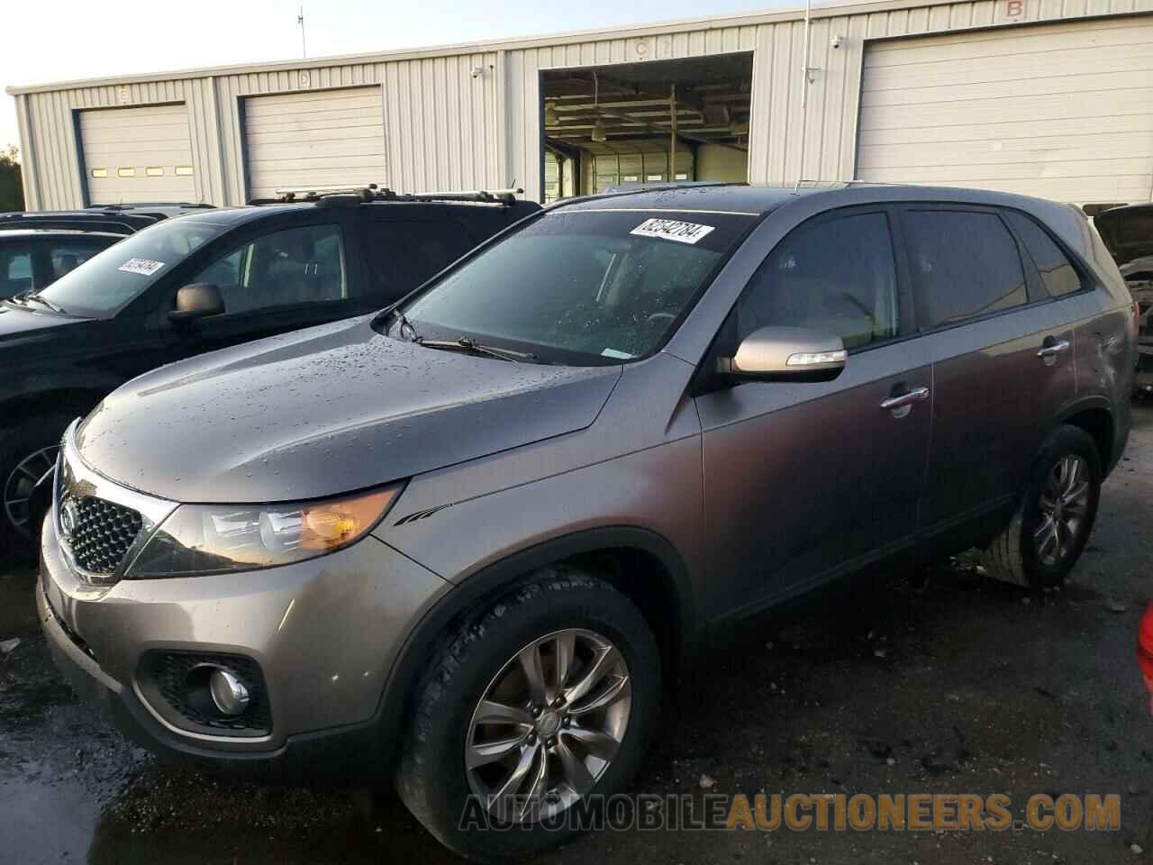 5XYKU4A22BG022275 KIA SORENTO 2011