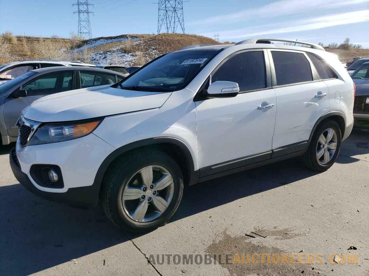 5XYKU4A23DG391889 KIA SORENTO 2013