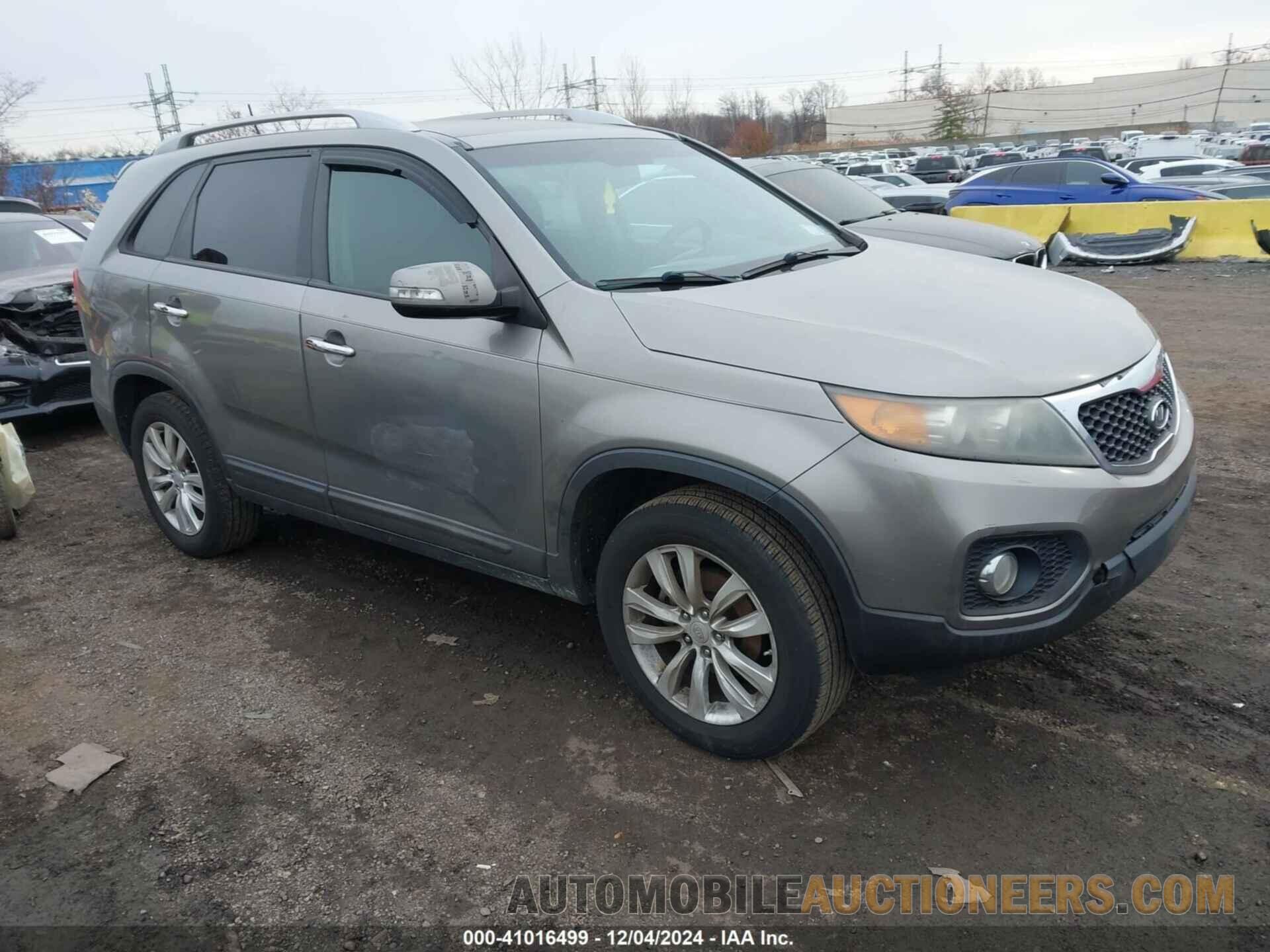 5XYKU4A25BG010203 KIA SORENTO 2011