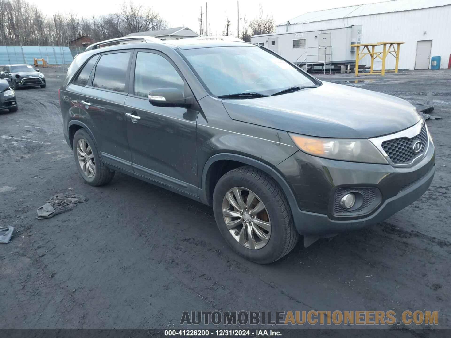 5XYKU4A25BG113721 KIA SORENTO 2011