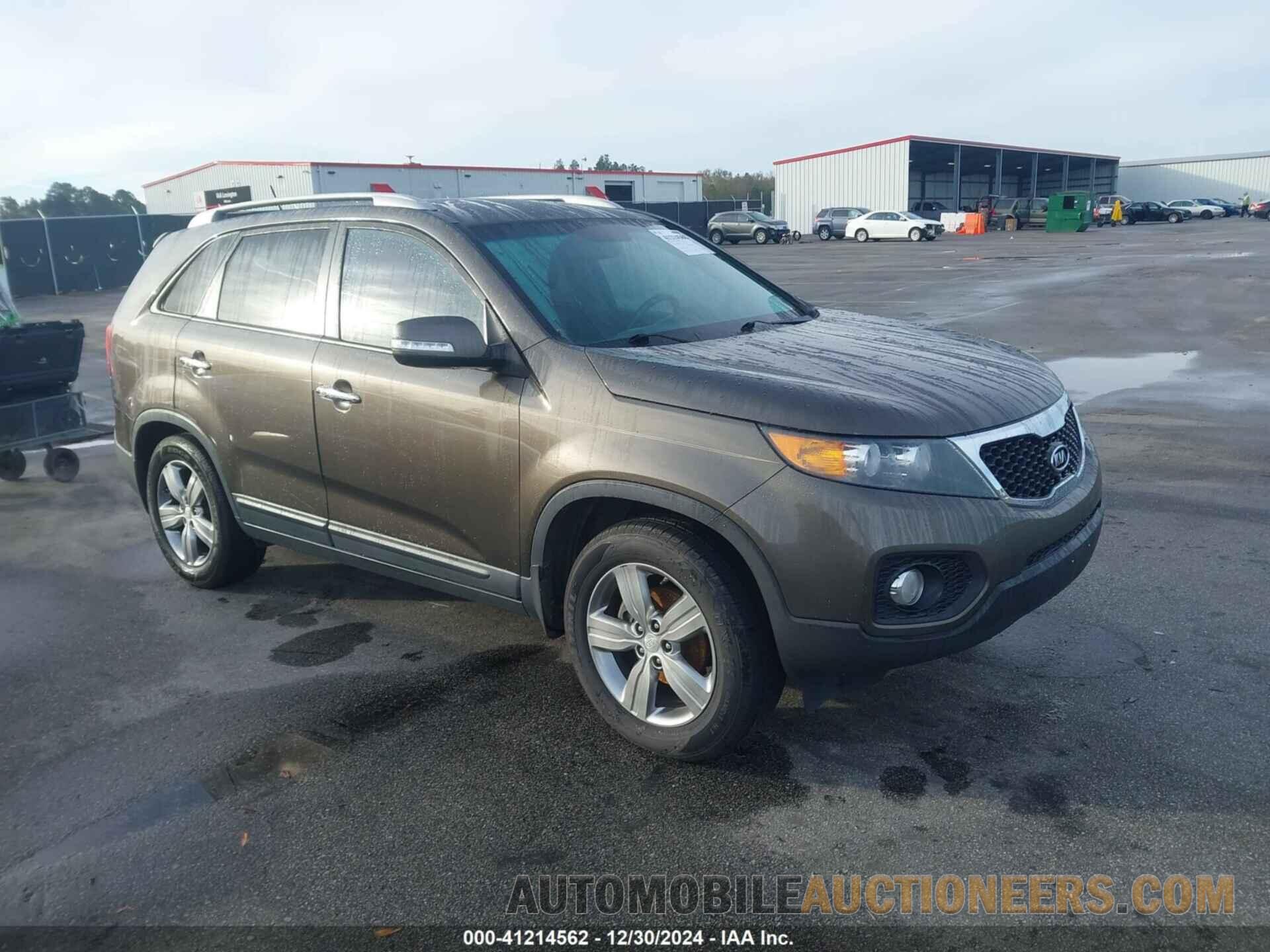 5XYKU4A63DG346177 KIA SORENTO 2013