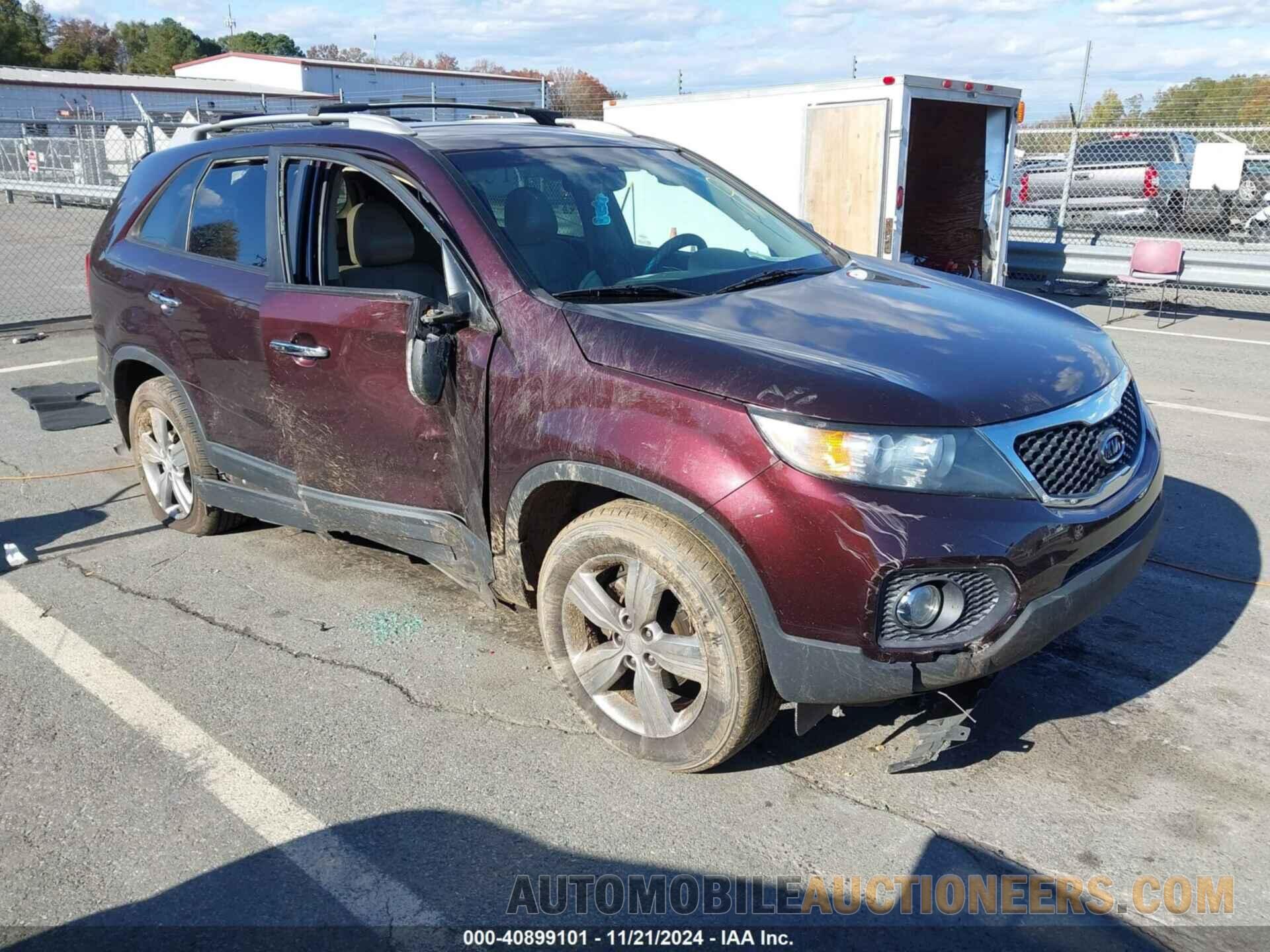 5XYKU4A66DG337585 KIA SORENTO 2013