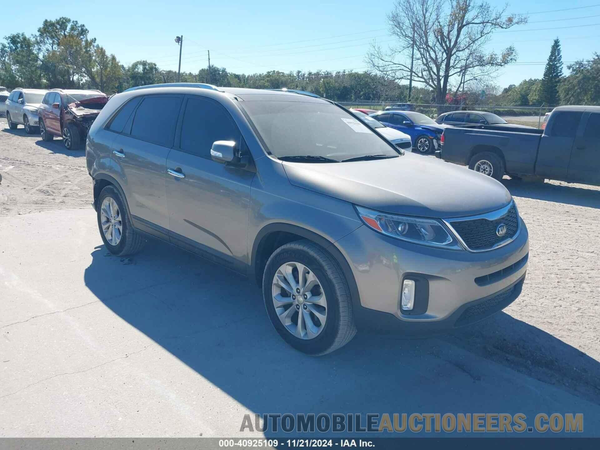 5XYKU4A72FG646630 KIA SORENTO 2015