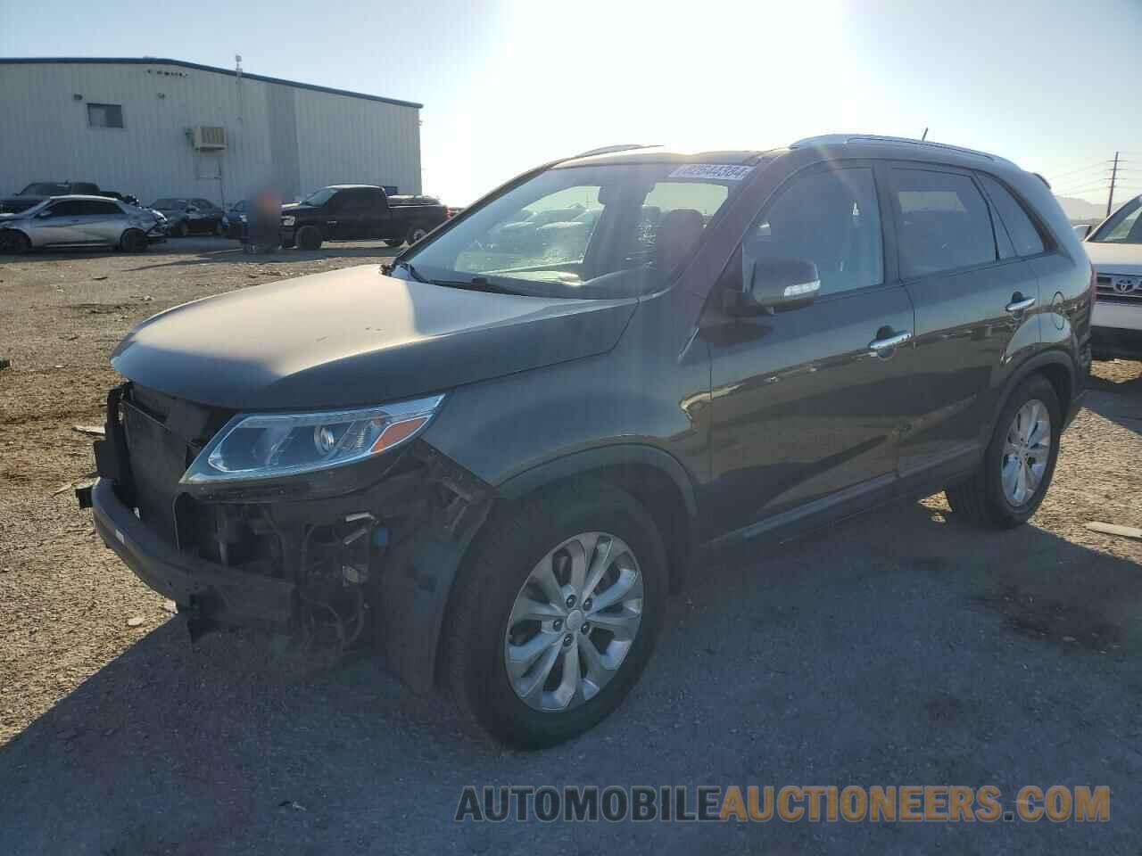 5XYKU4A74EG432270 KIA SORENTO 2014